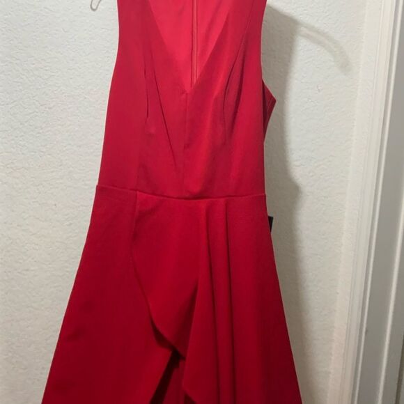 Marina Ruffled Sleeveless Jumpsuit in Red size 6 - Picture 4 of 8